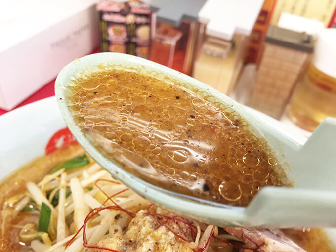 ラーメン山岡家　特製もやし味噌ラーメン　スープ
