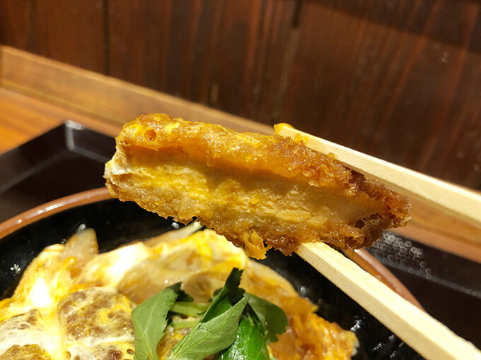 丸亀製麺 カツ丼 看板