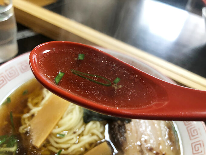 きりん飯店 奥田店　ラーメン　スープ