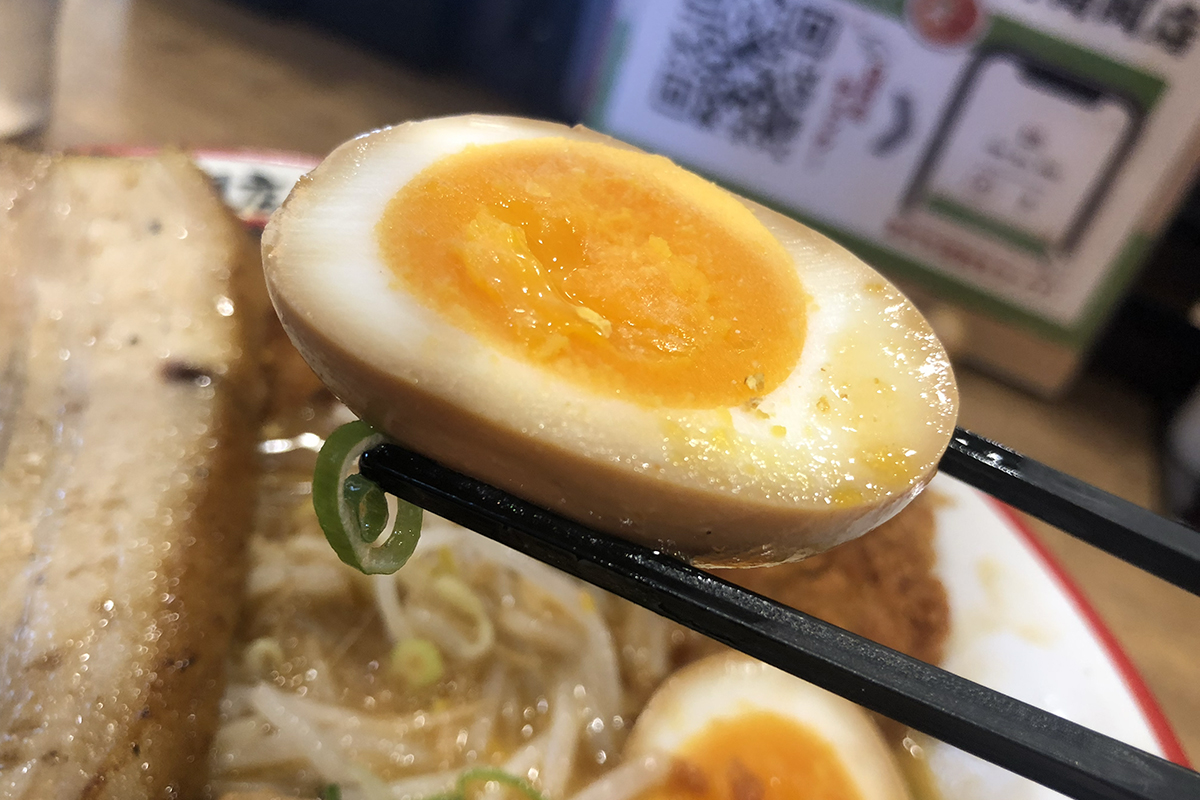 麺屋・國丸。高岡店　北海道百年味噌サムライラーメン　味玉