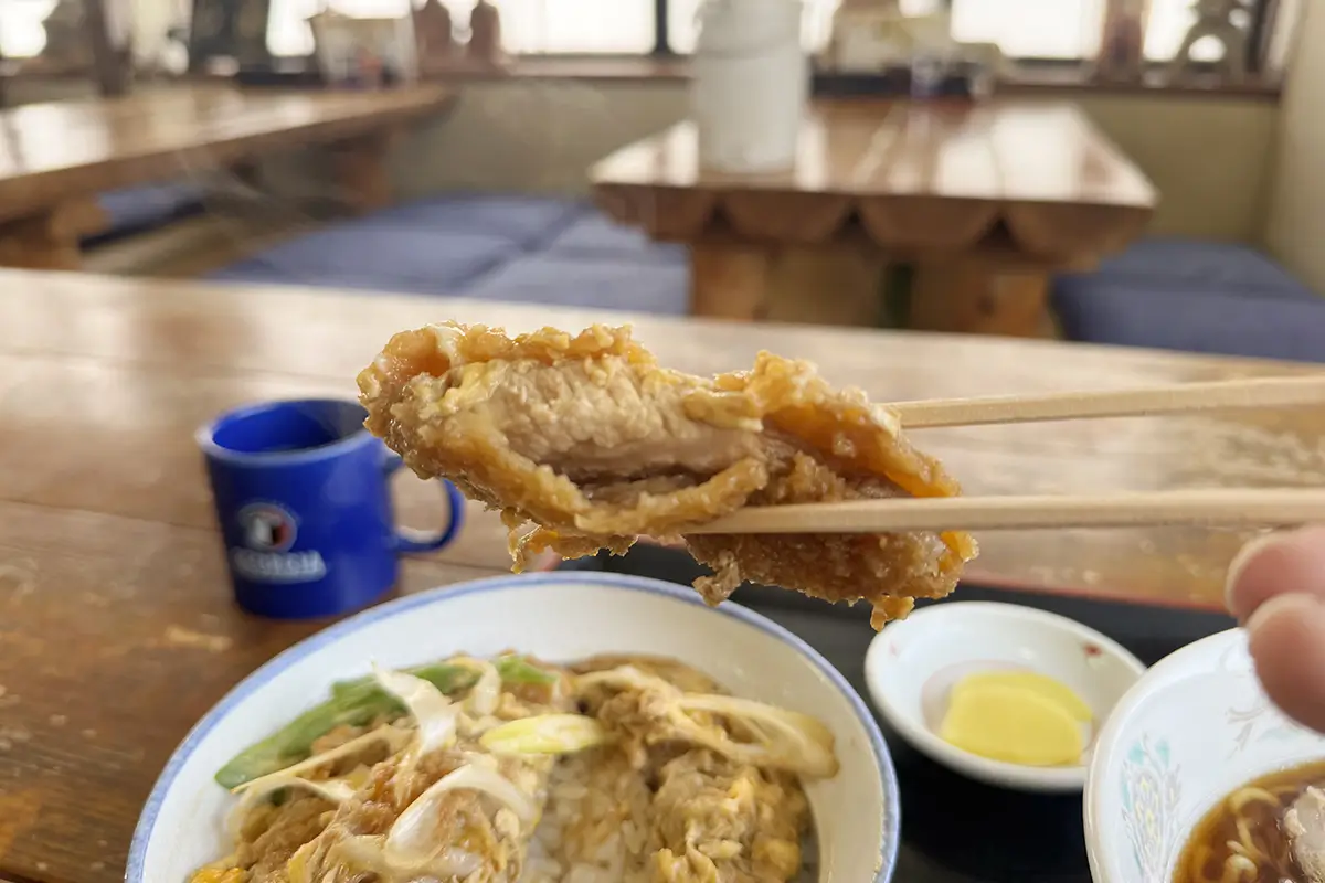 食堂やっちゃん　カツ丼