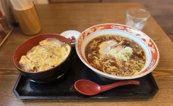 お食事処あぽろ　がっつりセット（らーめん&かつ丼）