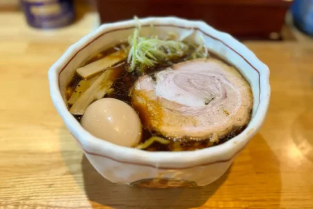 誠や 七尾店　醤油らーめん大　煮玉子トッピング
