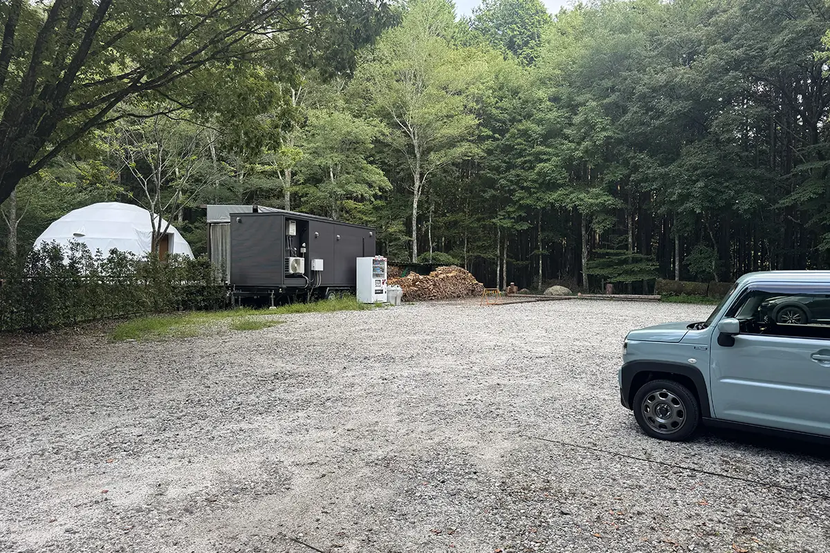 SHITARA VILLAGE　駐車場