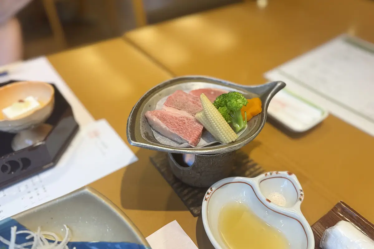 画像 長良川温泉 ホテルパーク 夕食 飛騨牛陶板焼き付の懐石コース 飛騨牛陶板焼き