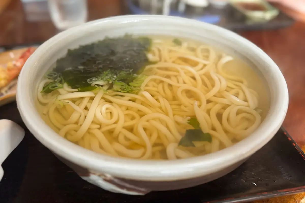 画像 ひのや 海老天ぷらうどん大盛り うどん