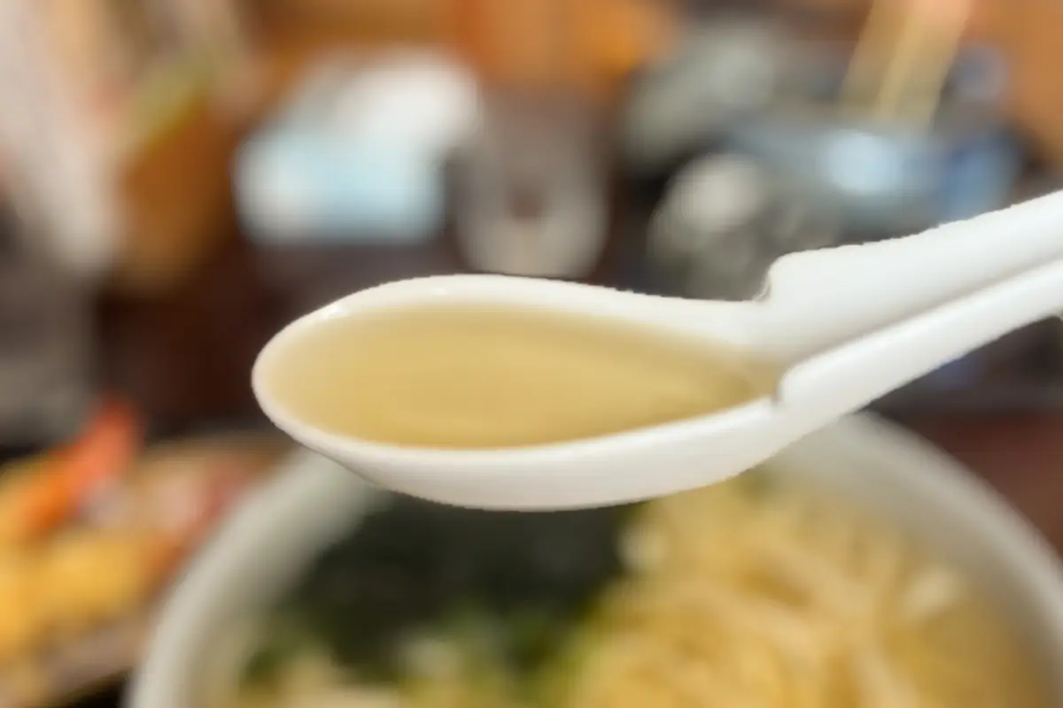 画像 ひのや 海老天ぷらうどん大盛り つゆ