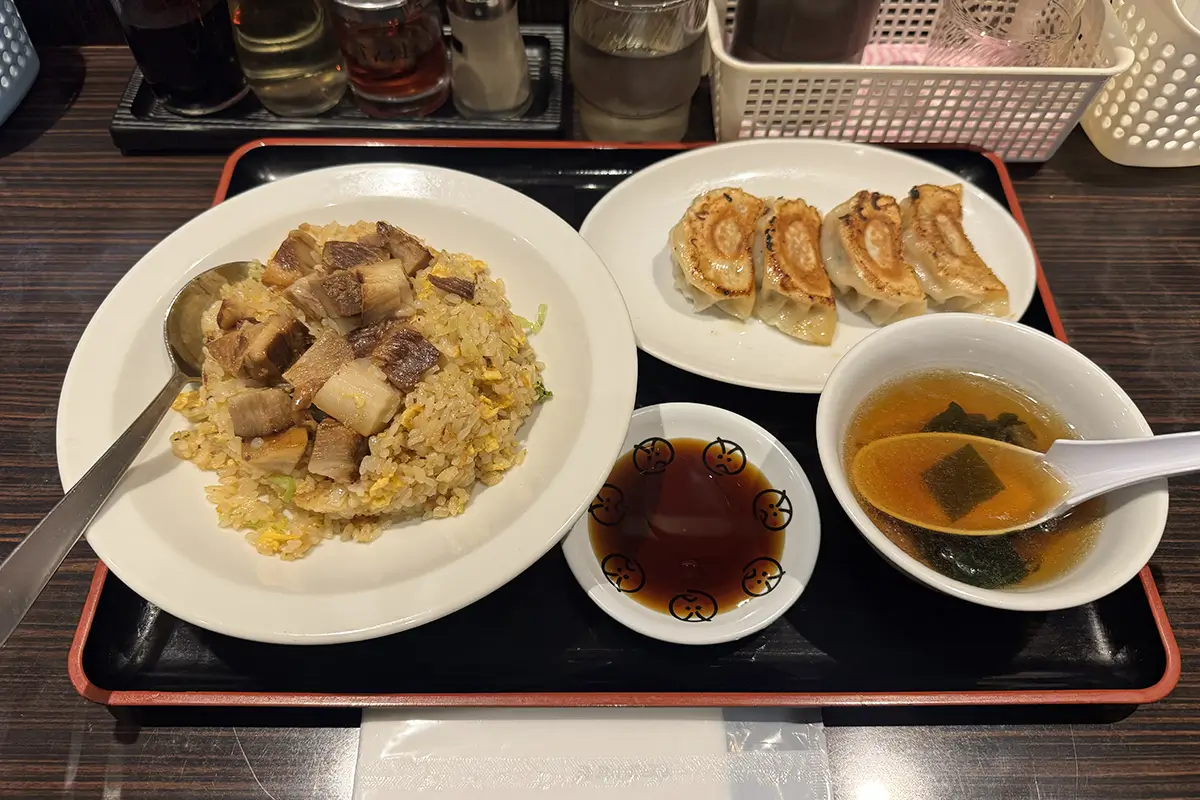 大連飯店 富山北店　チャーハンセット（叉焼チャーハン+餃子）