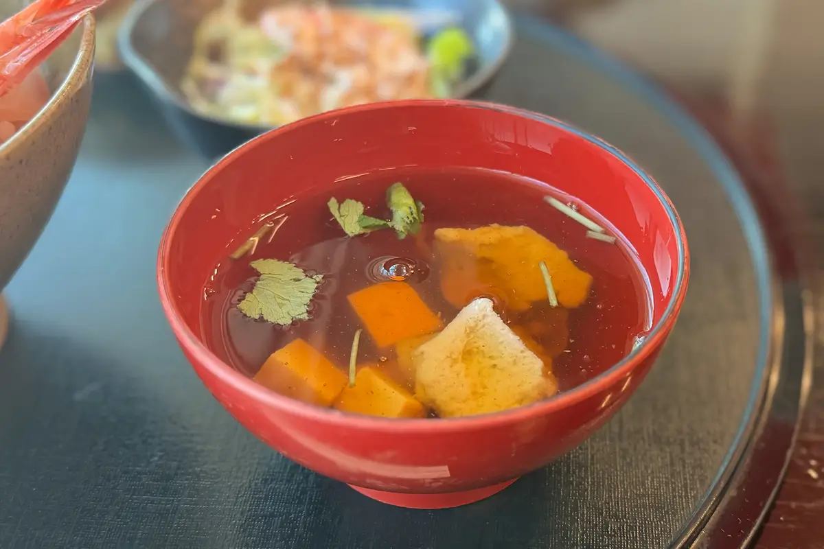 画像 かじやばし 海鮮丼御膳 お吸い物