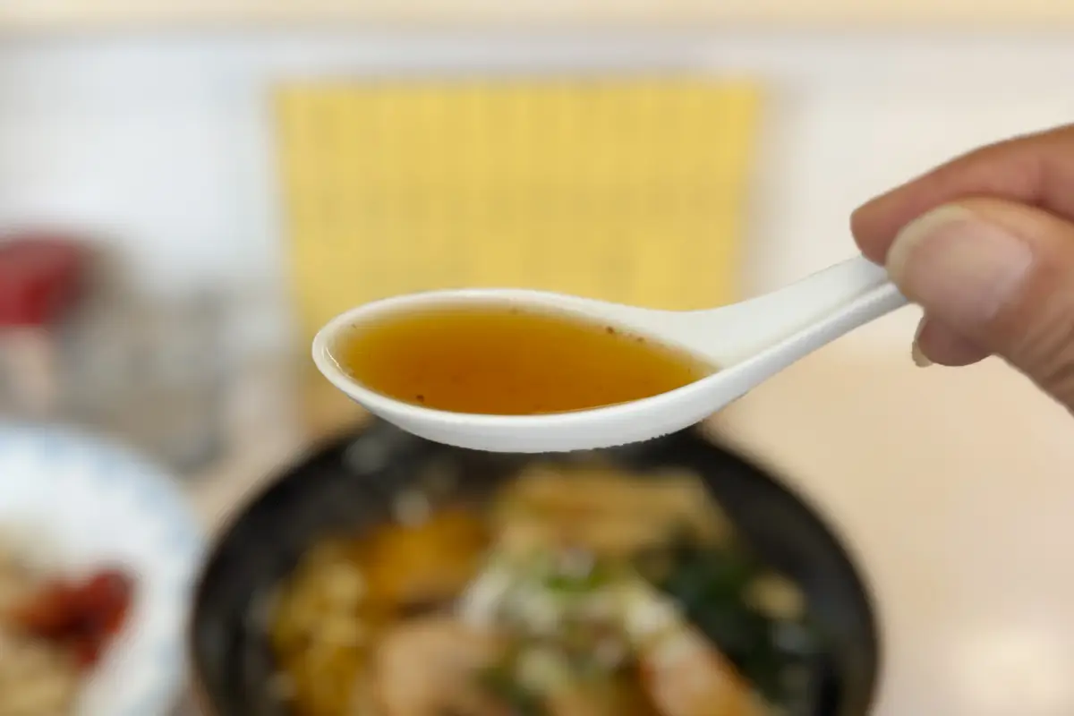 なんばんラーメン　チャーシューメン　スープ