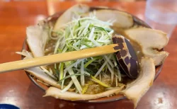 らーめん むてっぽう 富山本店 魚介醤油チャーシューメン大盛り