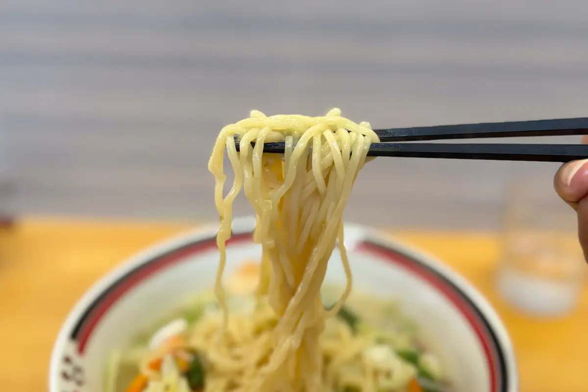 画像 とんとん亭 ちゃんぽんめん 麺