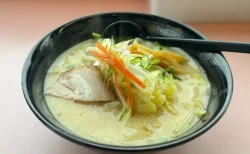 蔵王桃花　野菜みそラーメン