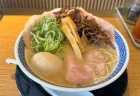 博多ラーメン10（いちお）　全部乗せ　とんこつ