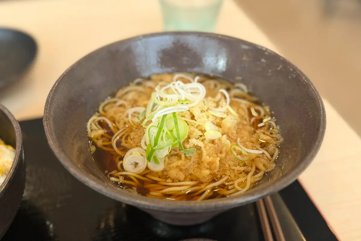 ゆで太郎 高岡店　満腹かつ丼セット　温かいそば