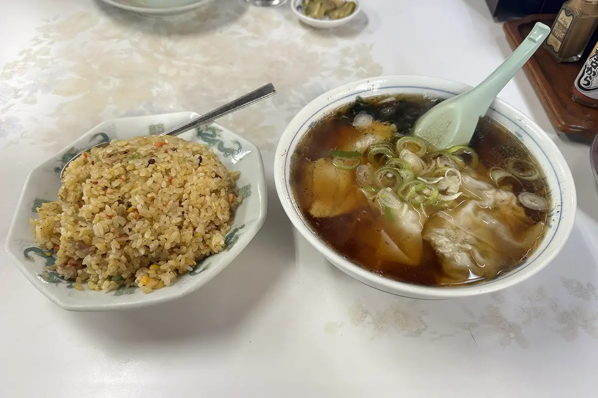 画像 中華料理ちゅー 炒飯(やきめし)+雲呑麺(わんたん麺)