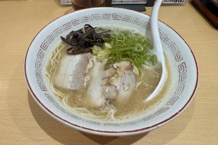 博多ラーメンべすとん　博多ラーメン