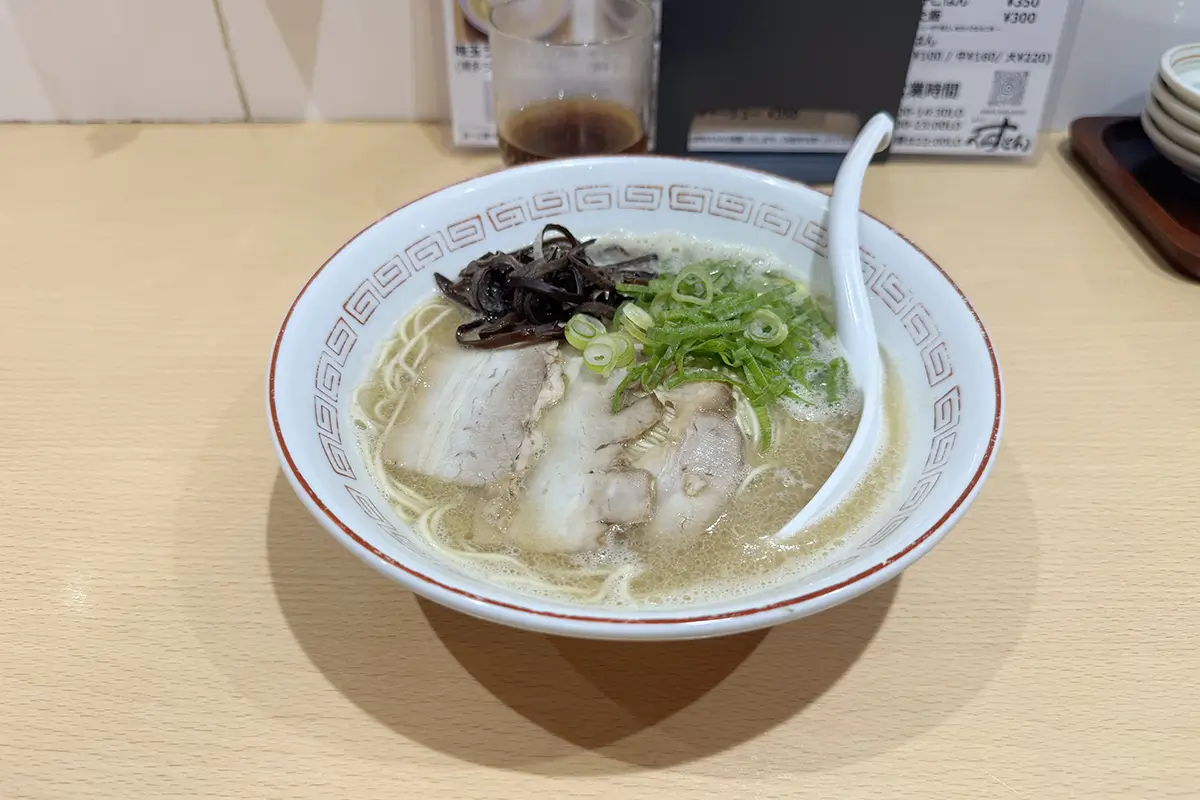 博多ラーメンべすとん　博多ラーメン